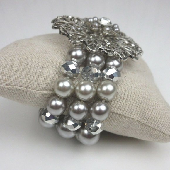 Fashion Silver Stretch Bracelet Large Flower Silve - Picture 3 of 7